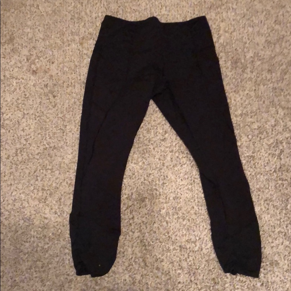 Lululemon cropped leggings